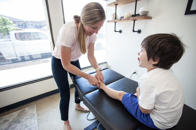 Dr. Kelly Medeiros, chiropractor serving Vernon BC families